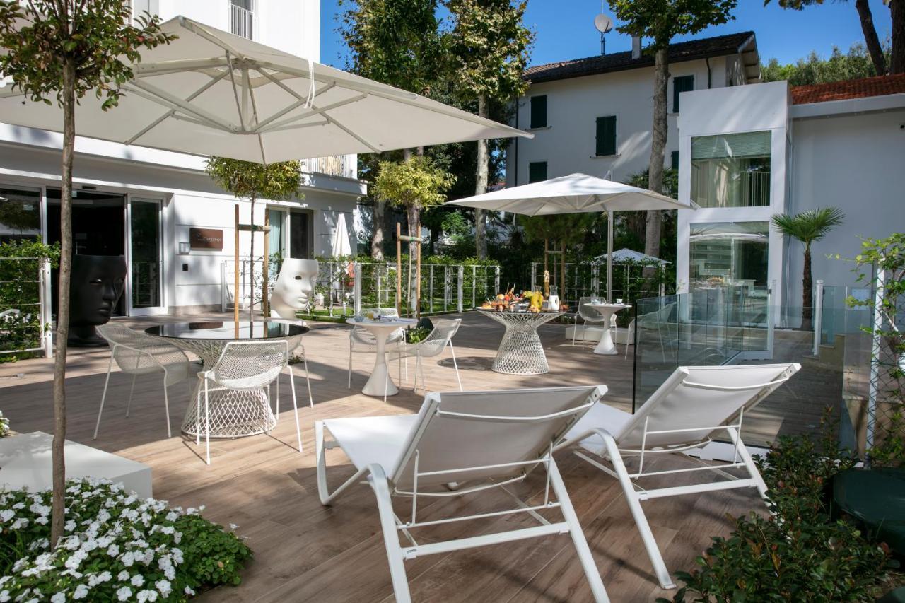 Elegance Riccione Aparthotel Eksteriør bilde