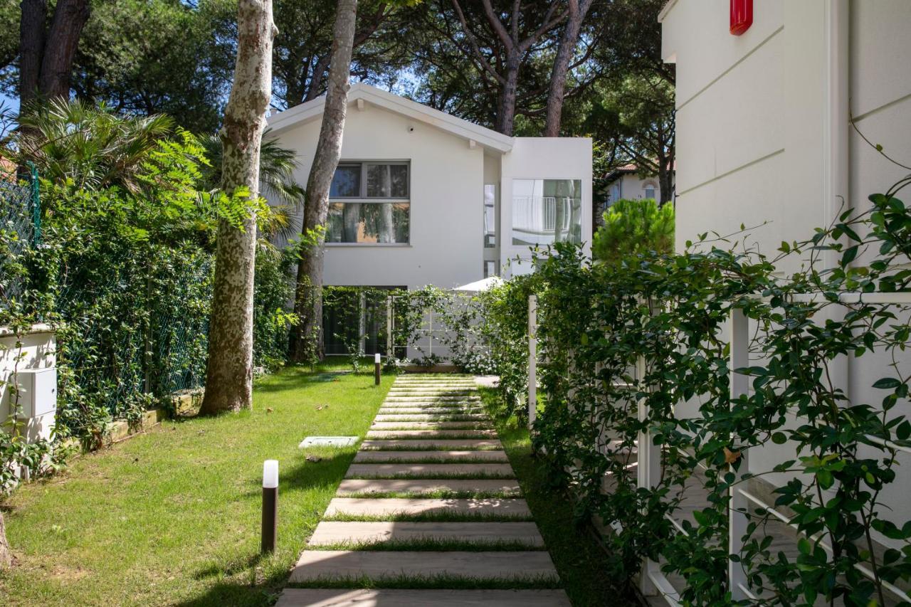 Elegance Riccione Aparthotel Eksteriør bilde