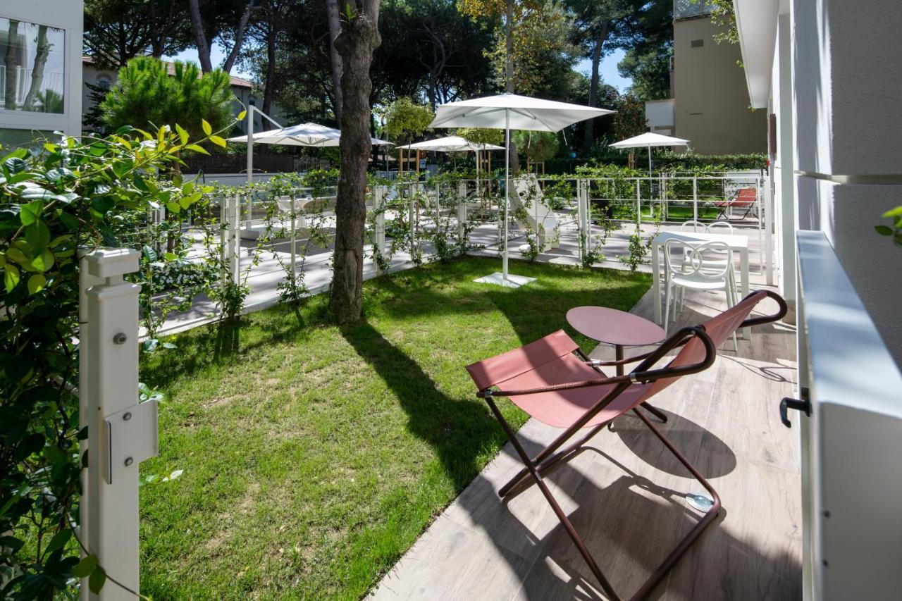 Elegance Riccione Aparthotel Eksteriør bilde