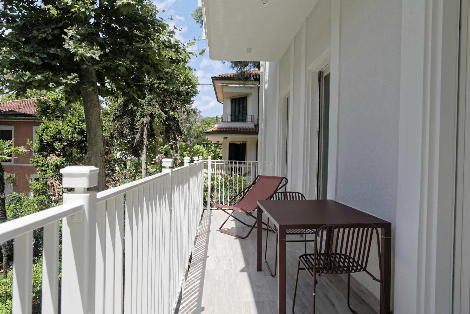 Elegance Riccione Aparthotel Eksteriør bilde
