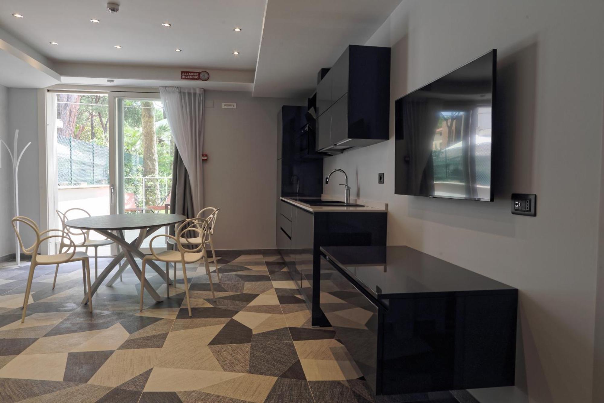 Elegance Riccione Aparthotel Rom bilde